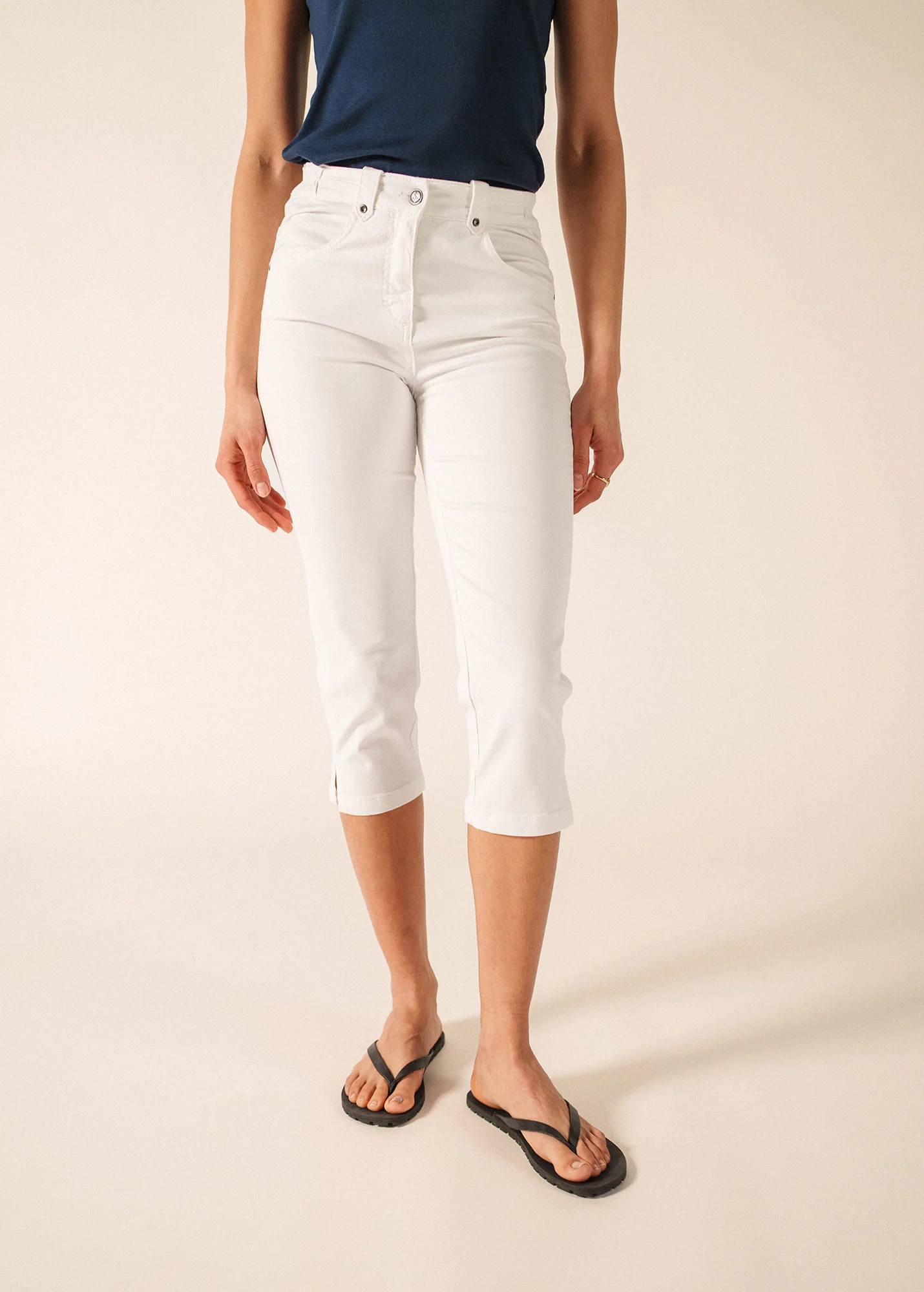 Elodie Capri pants (BLANC) - Image 3