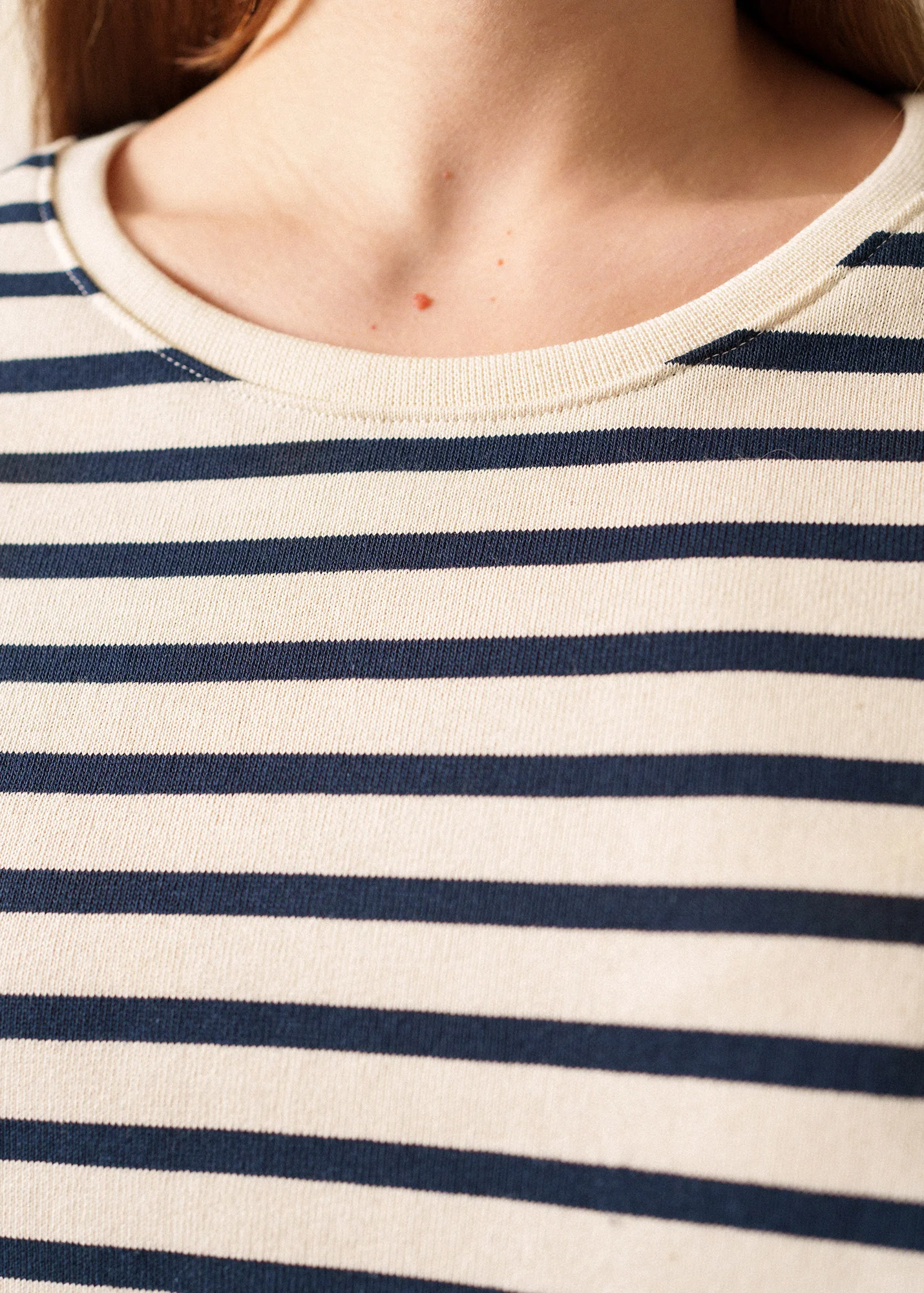Yvoire Breton shirt (ECRU/MARINE) - Image 4